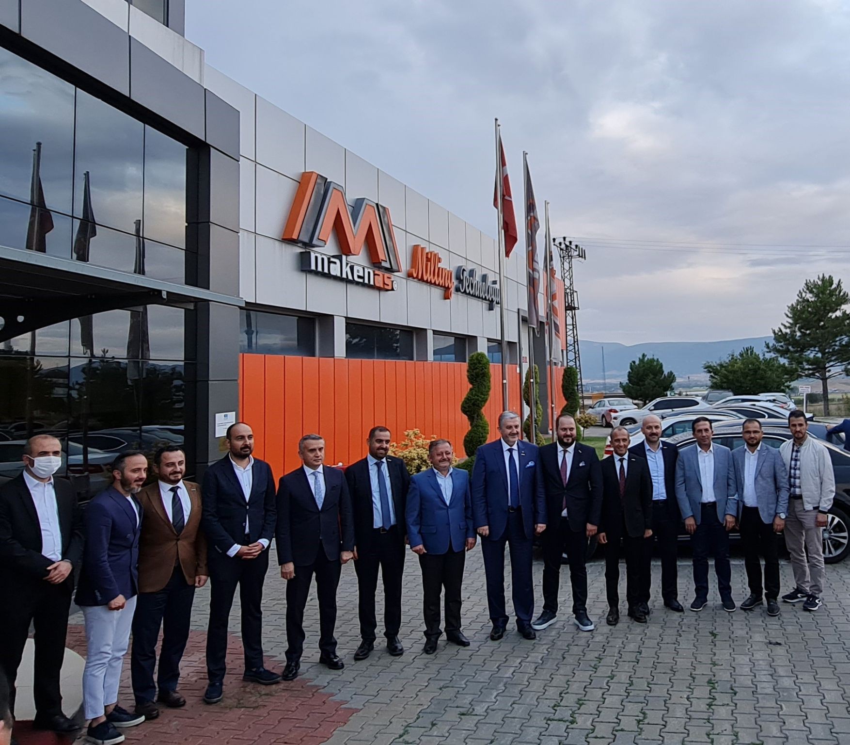 Thanks to Mr. Abdurrahman Kaan and his delegation for visiting our factory