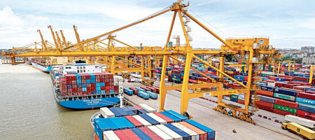 Mongla Port sets record in container handling